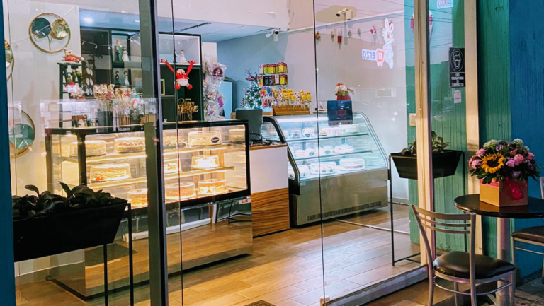 117396 poly cake shop 768x433