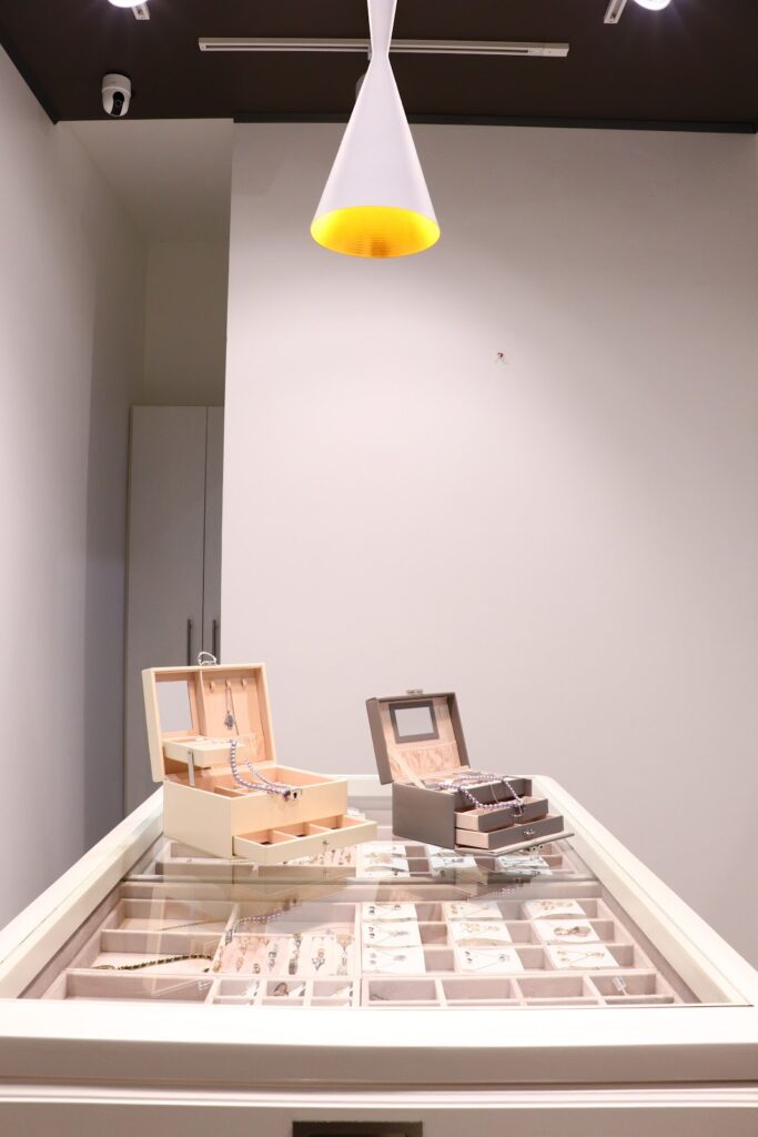 117799 joyeria dera 683x1024