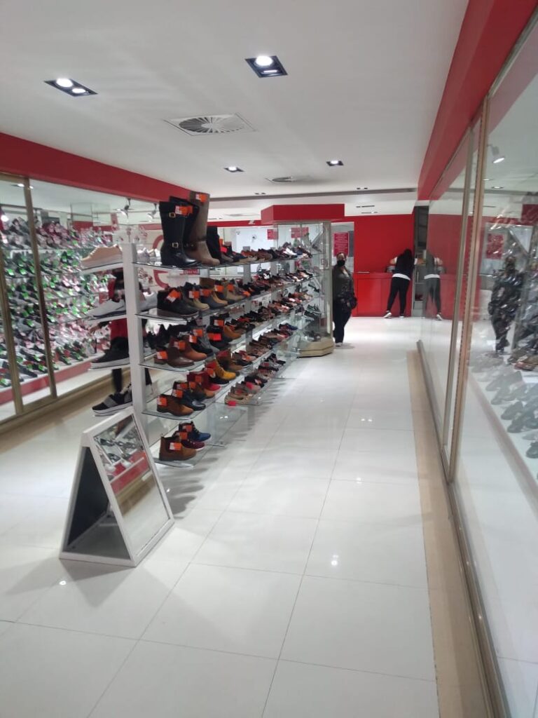 117978 zapateria fratello 768x1024