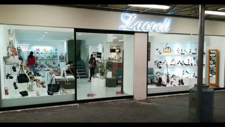118011 zapateria lacoell 768x432