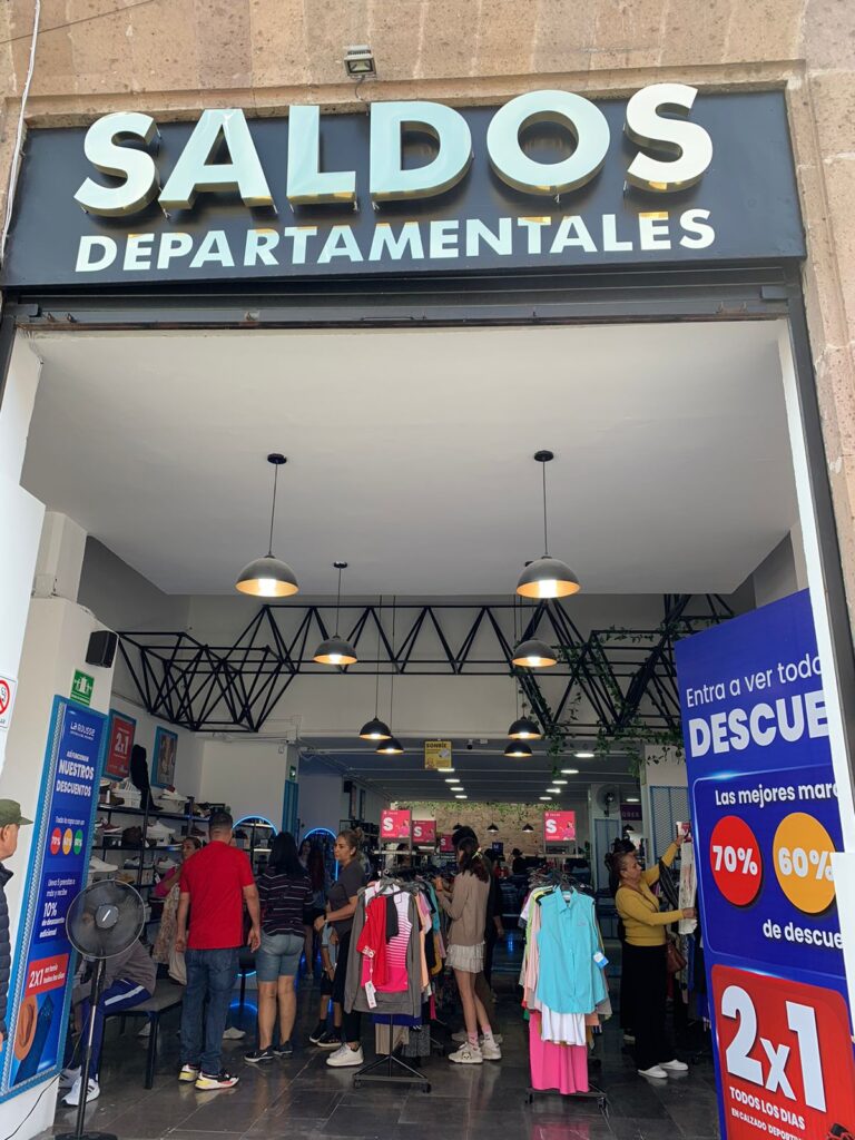 118501 la rousse suc. centro 768x1024