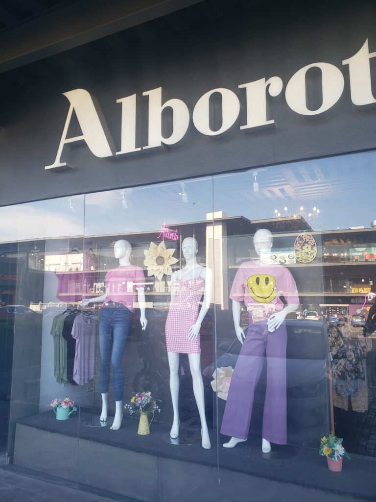 118530 alboroto boutique 768x1024