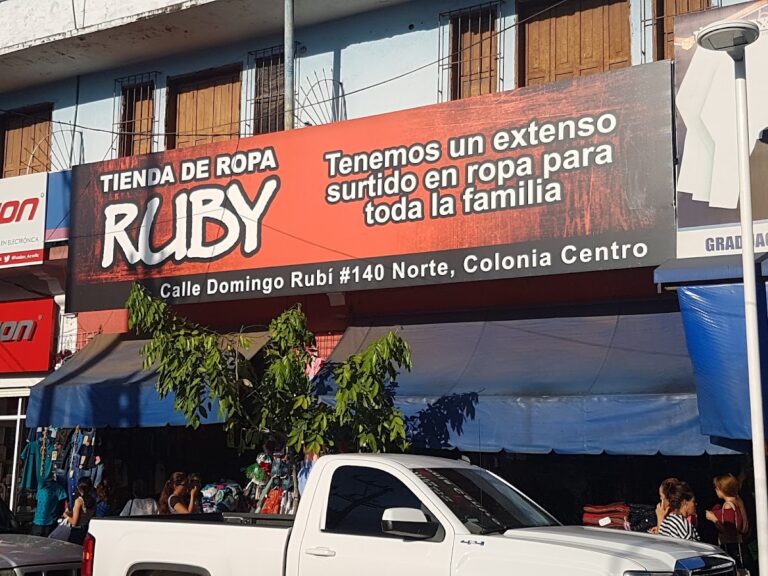 118580 tienda de ropa 8220ruby8221 768x576