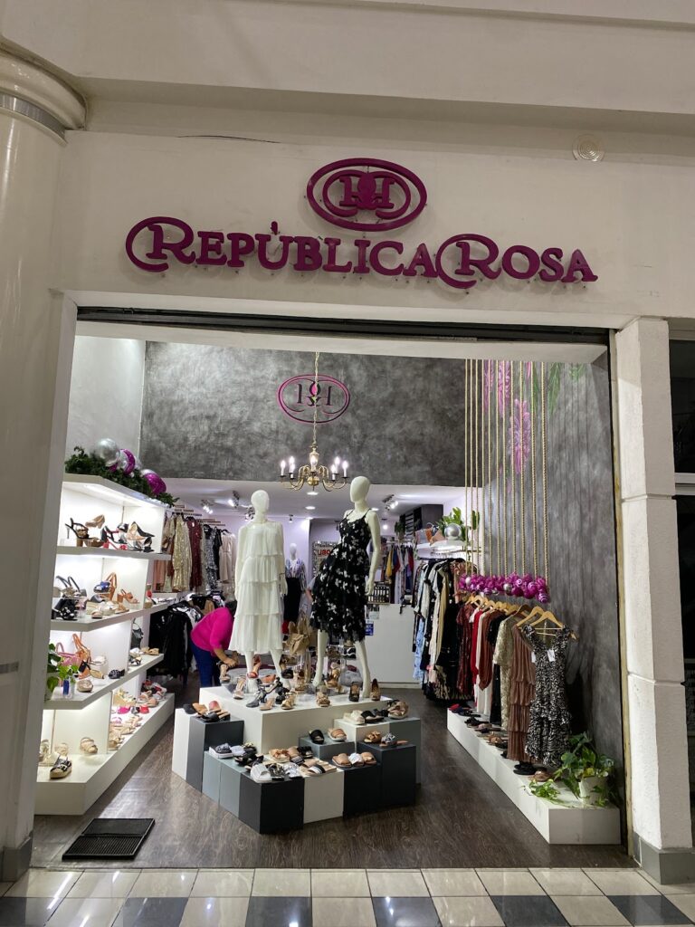 118659 republica rosa 768x1024