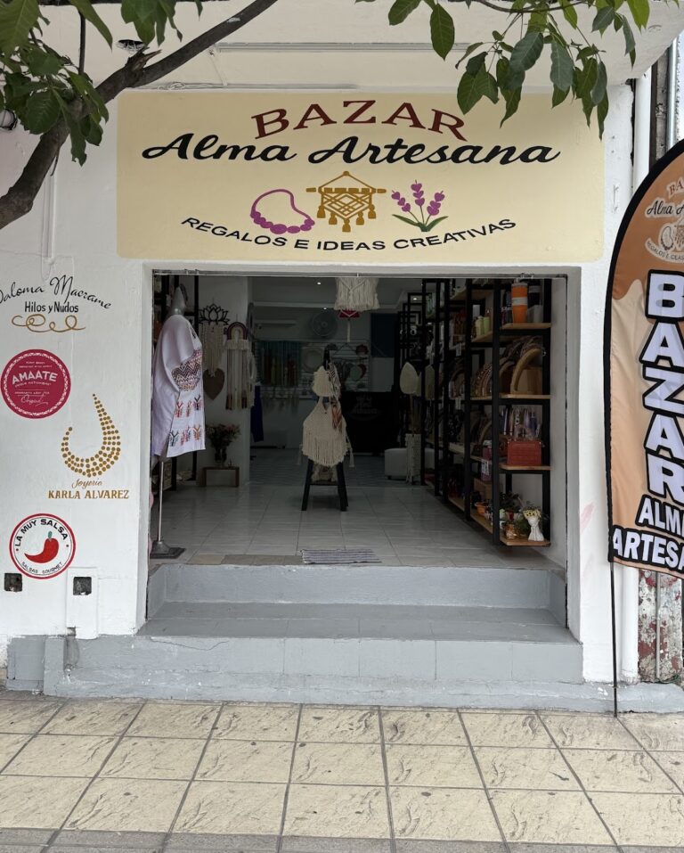 119145 bazar alma artesana 768x957