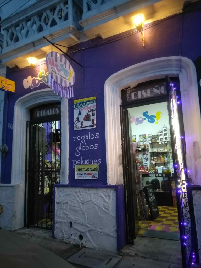 119197 upss tu tienda de regalos 768x1024