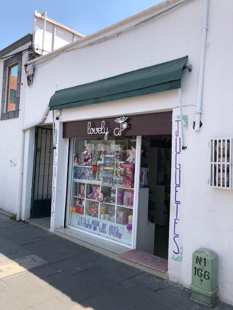 119375 tienda de juguetes y regalos lovely a 768x1024