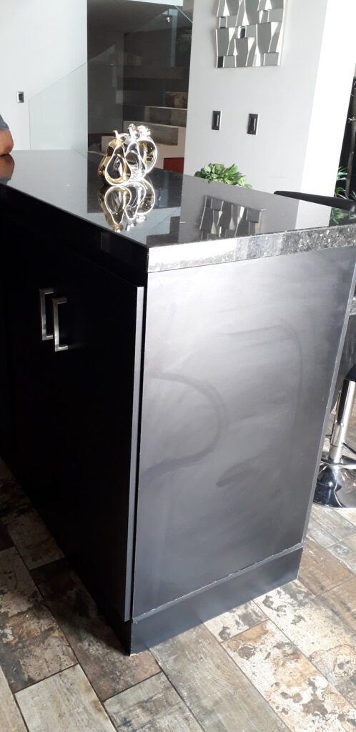 119611 disenos y acabados en madera 498x1024