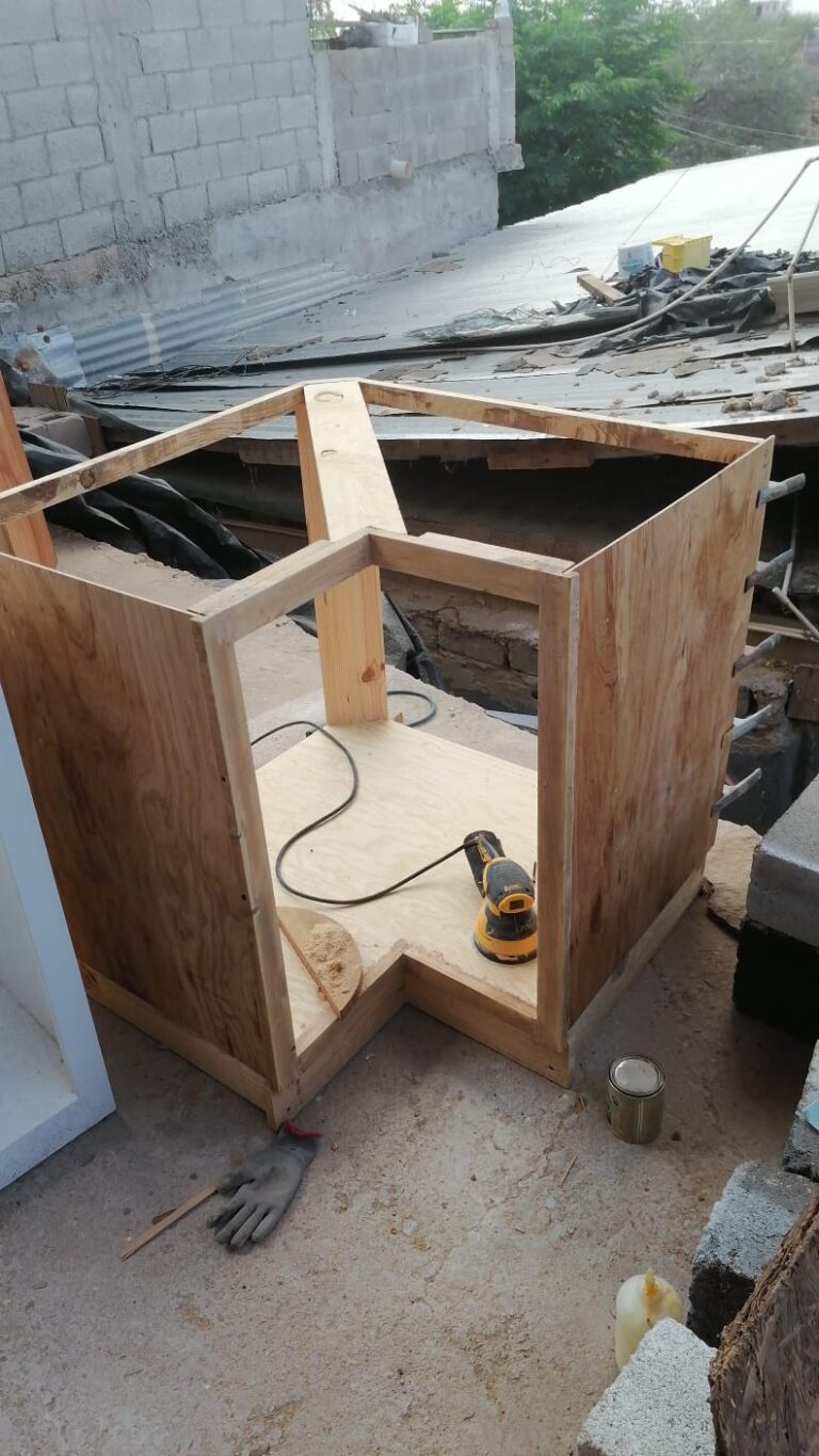 119746 carpinteria juarez 768x1365