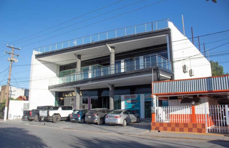 120121 arquitecto cesar jimenez 768x497