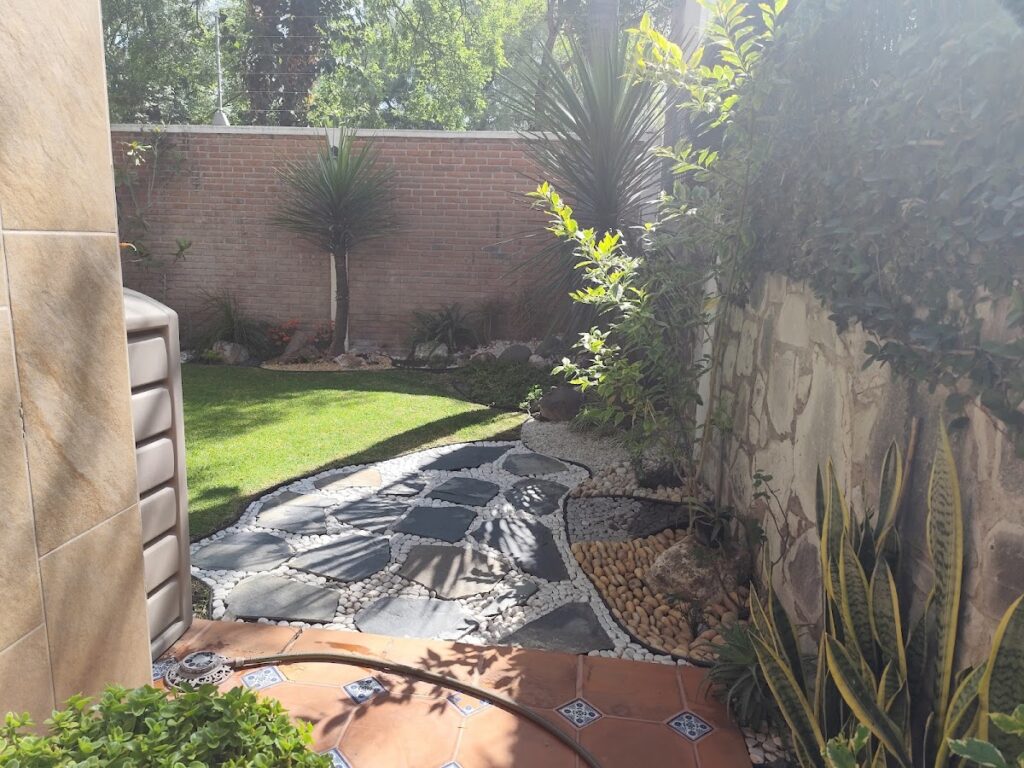 121009 verdepro 8211 jardineria y paisajismo 1024x768