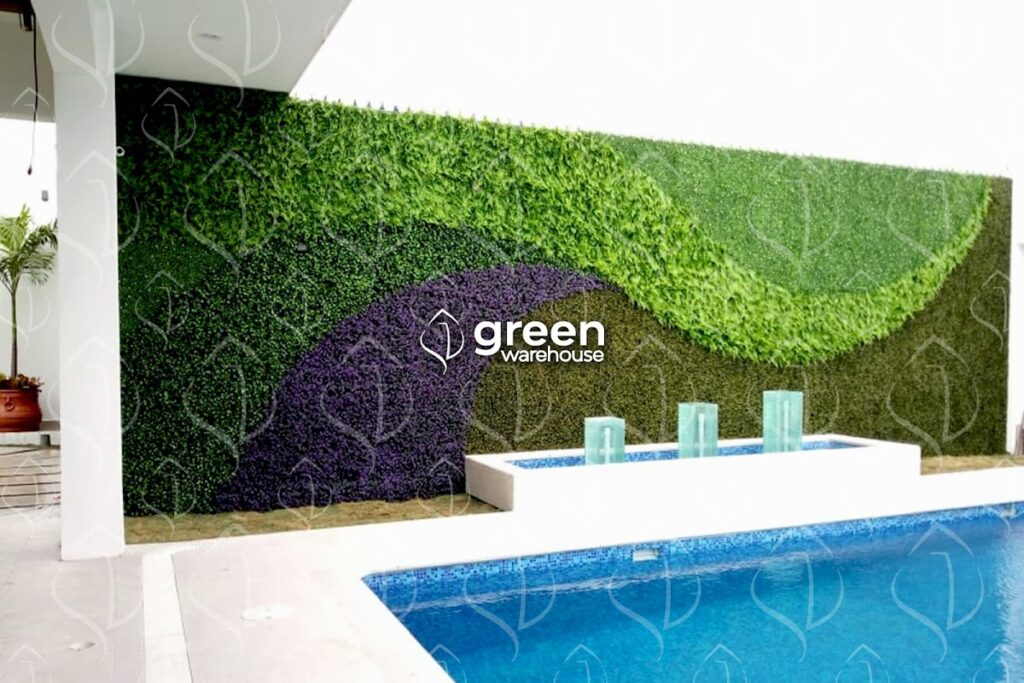 121088 green warehouse decoracion de interiores y exteriores. follaje y pasto artificial papel tapiz persianas lambrin deck plafon 1024x683