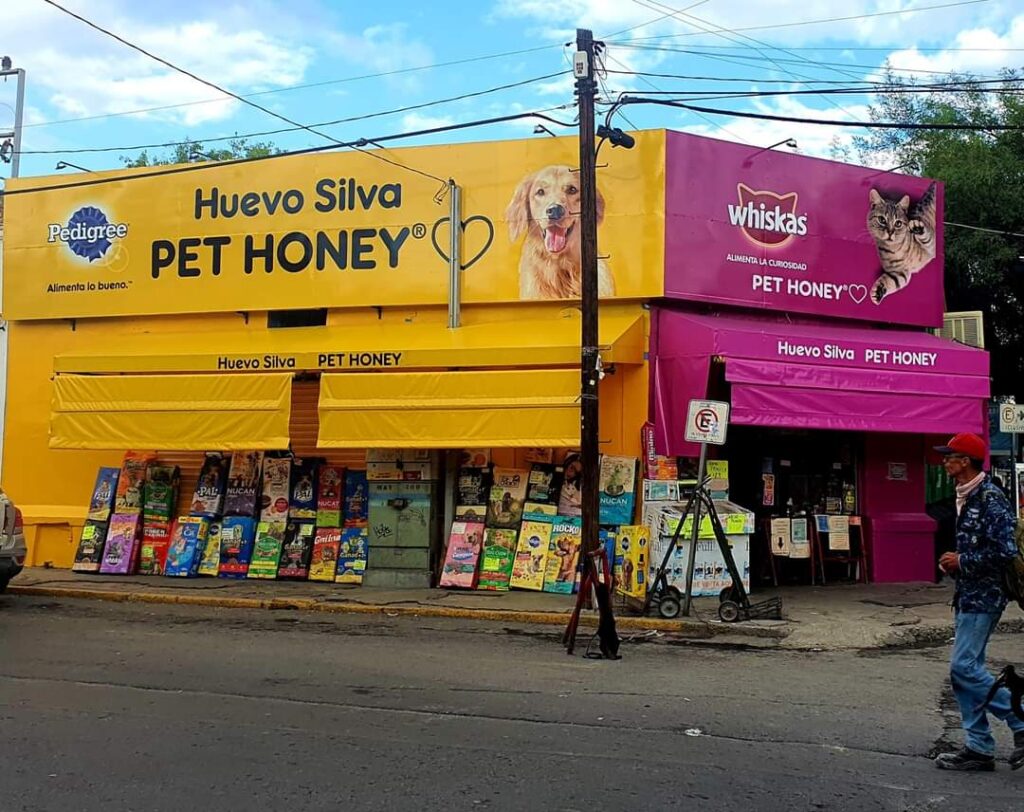 121816 pet honey 1024x812