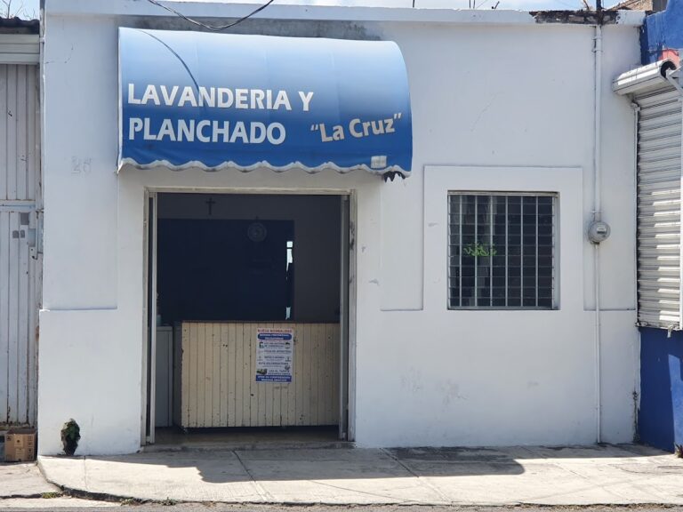 122856 lavanderia y planchaduria la cruz 768x576