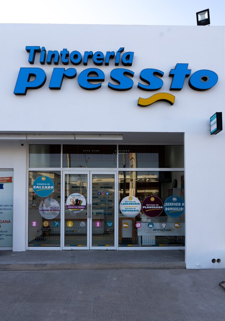 123114 tintoreria pressto 717x1024