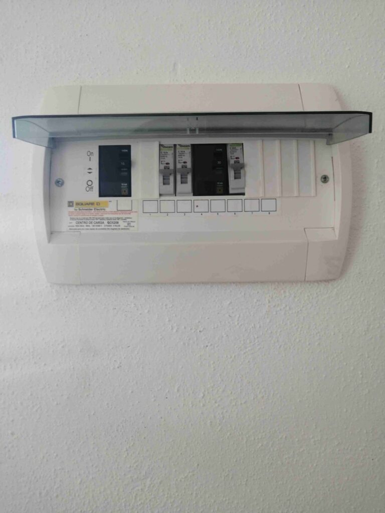 87318 multiservicios luiyi 768x1024