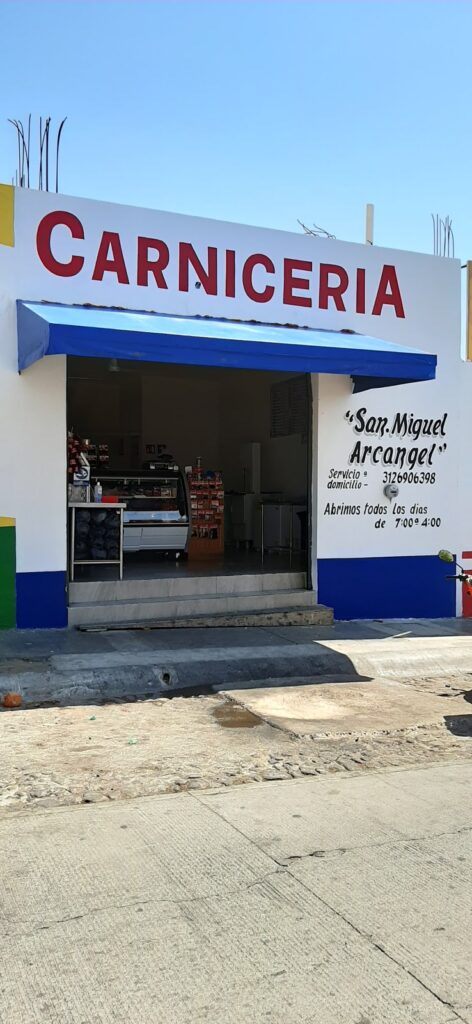 88922 carniceria san miguel arcangel 472x1024