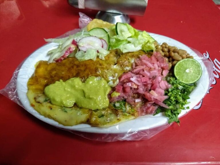 89409 taqueria el muchacho alegre 768x576