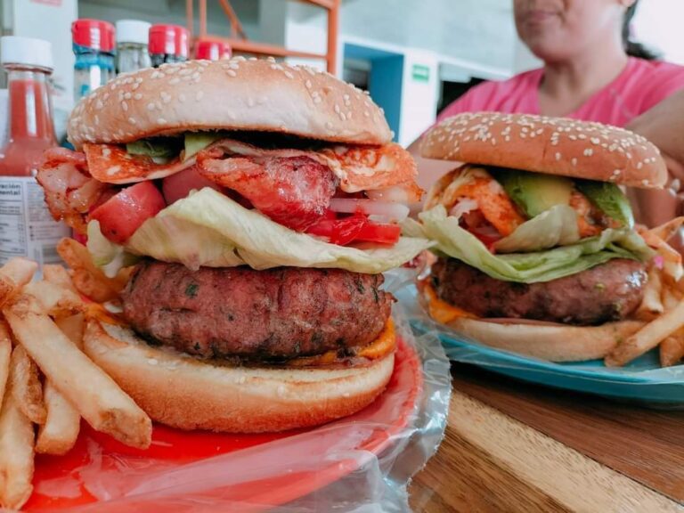 90731 hamburguesas y hot dogs 8220alien burger8221 768x576