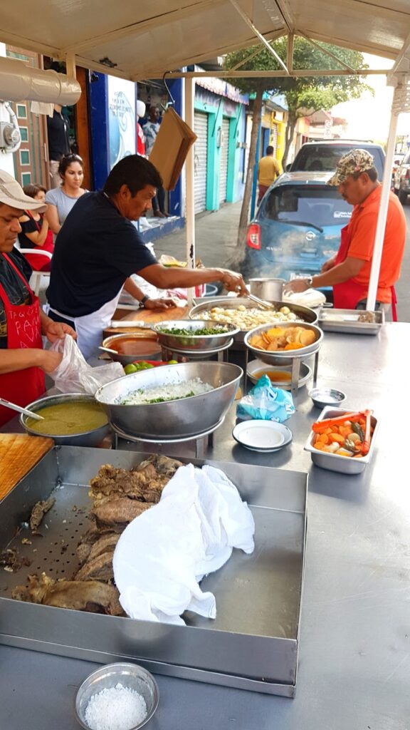 91143 taqueria navarro 576x1024