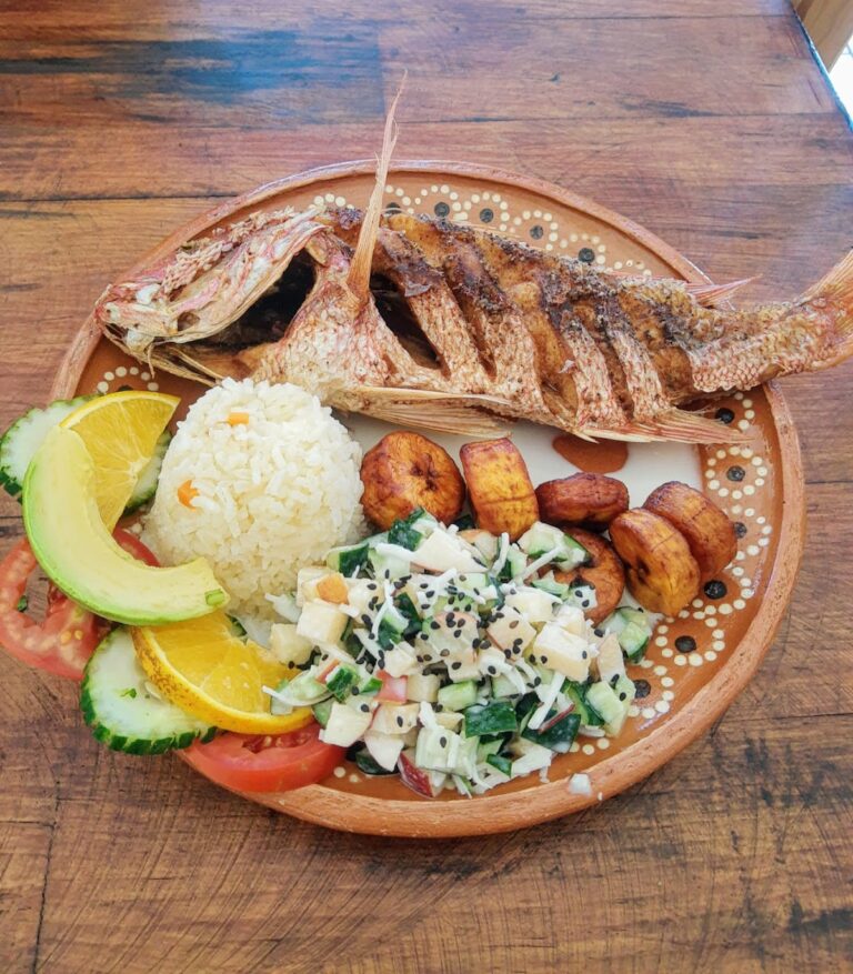 91500 mariscos 8220el capitan8221 768x877