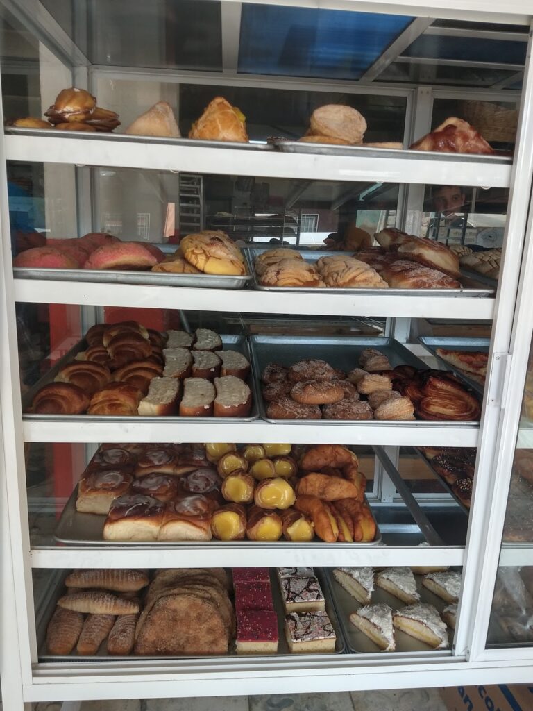 91874 panaderia don carlos 768x1024