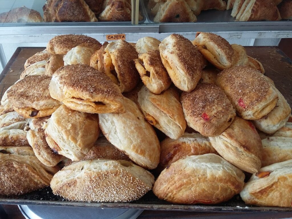 92070 empanadas comala 1024x768