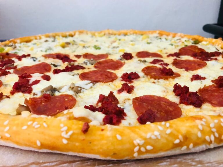92238 pizzas san joaquin 768x576