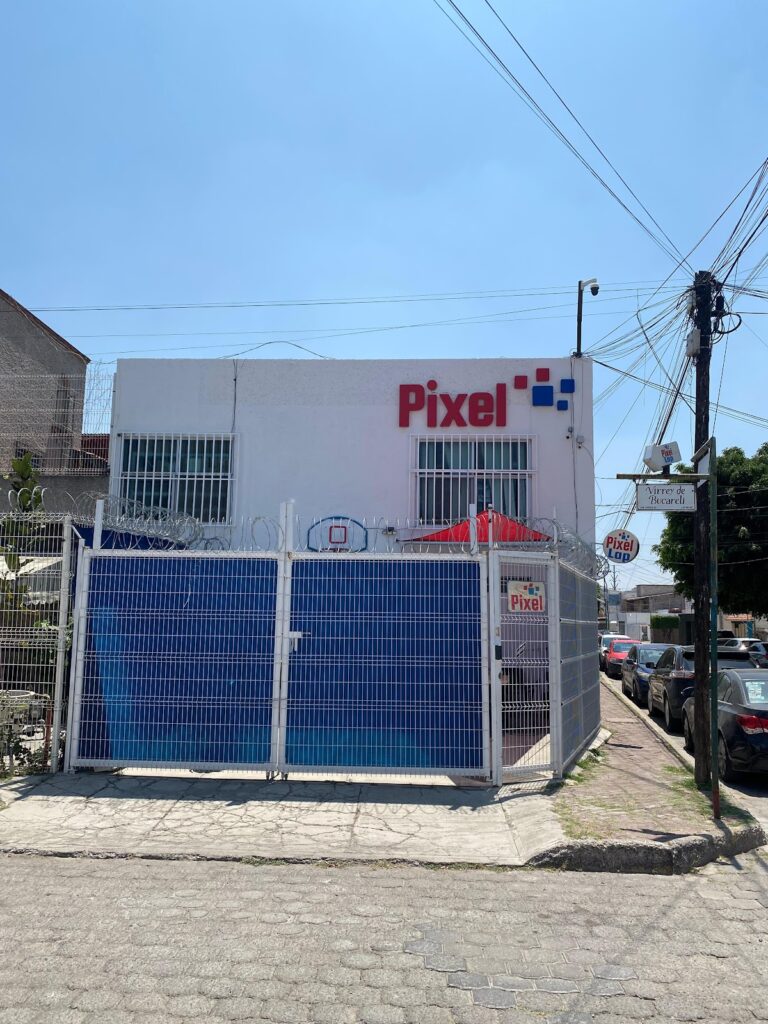 94968 pixel lap 768x1024