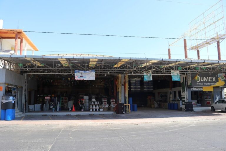 99426 ferreteria y materiales sotelo 768x512